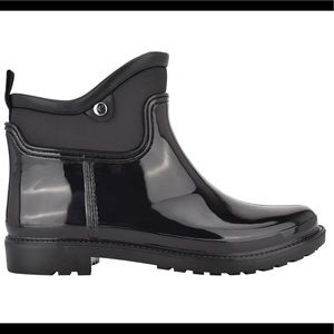 Martha Stewart Rain Boots